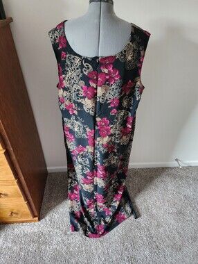 Floral Sleeveless Black and Fuchsia Maxi Dress